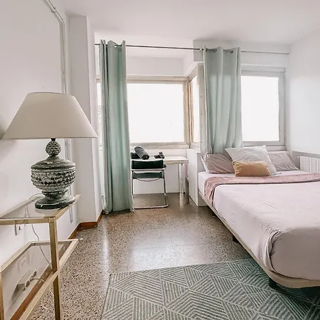 Lovely In Gracia * Barcelona